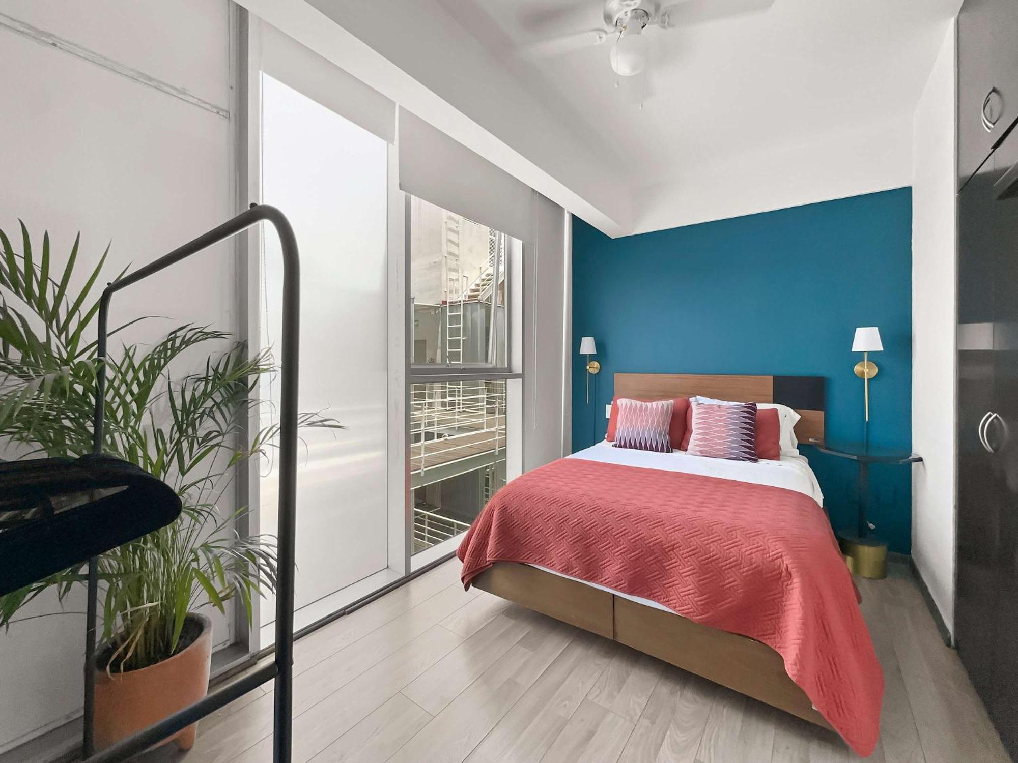 70-ph 2br Roma Notre Penthouse Dplx Private Roof *